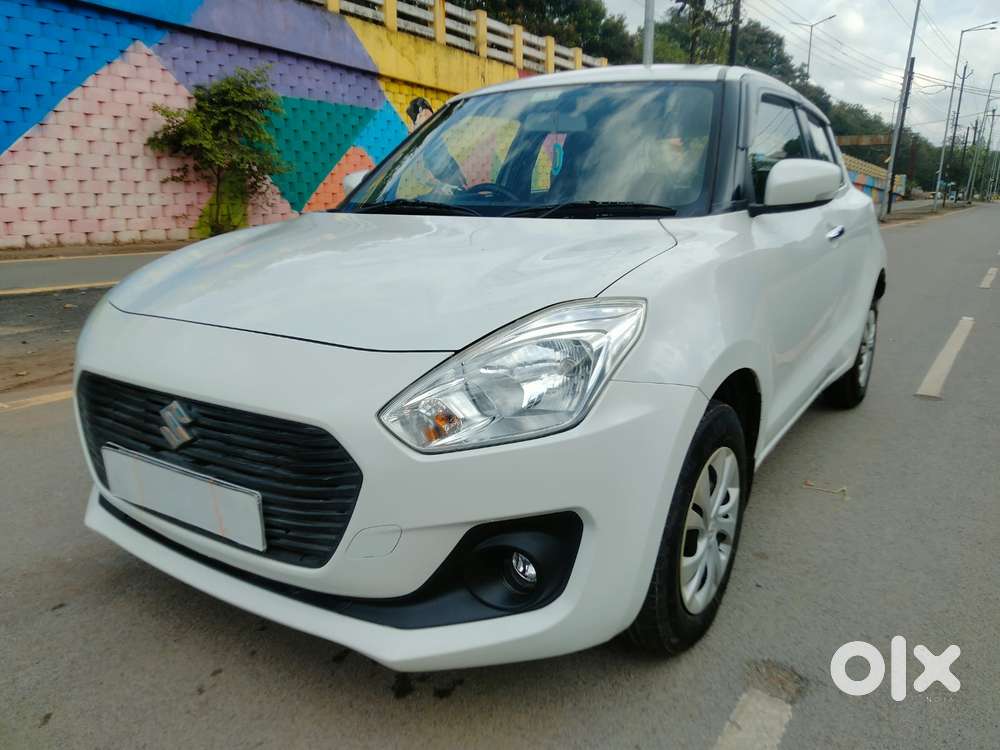 Maruti Suzuki Swift Vxi 1.2 Abs Bs-iv, 2018, Petrol
