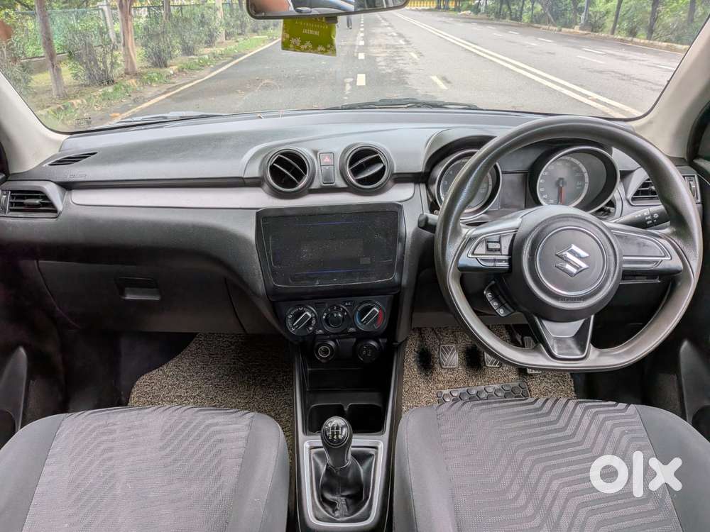 Maruti Suzuki Swift Vxi + Manual, 2021, Petrol