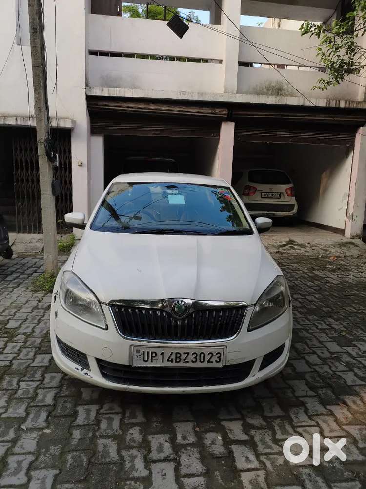 Skoda Rapid Elegance 2013 Diesel Manual