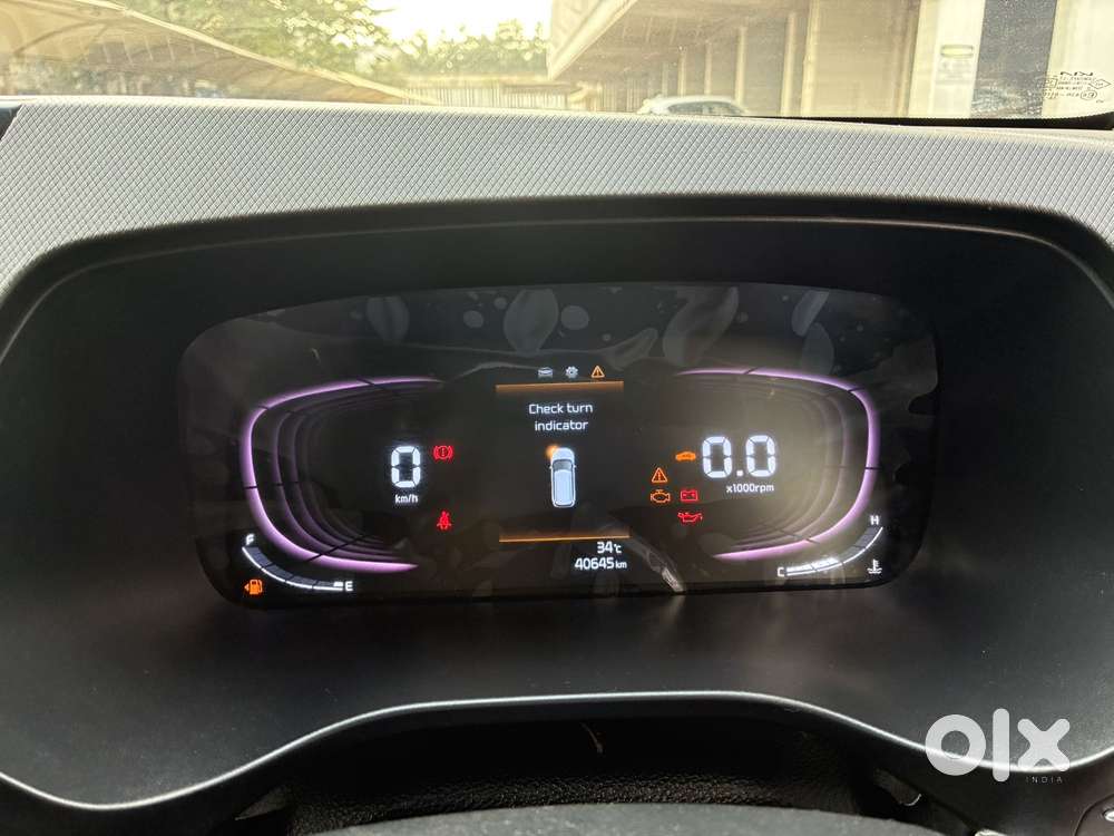 Kia Carens 1.4 Prestige 7 Str, 2022, Petrol
