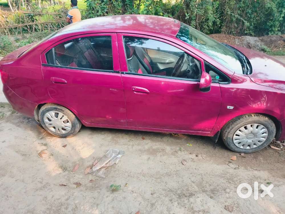 Good Condition Car 5 Band New Taiyar