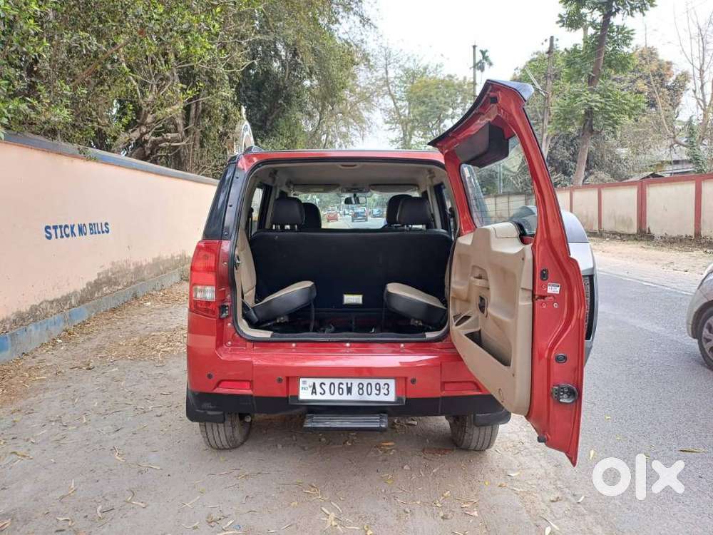 Mahindra Tuv 300