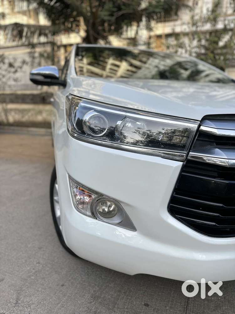 Toyota Innova Crysta