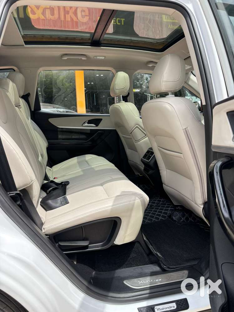 Mahindra Xuv700 2.2 Ax 7 Diesel At Luxury Pack Str, 2023, Diesel