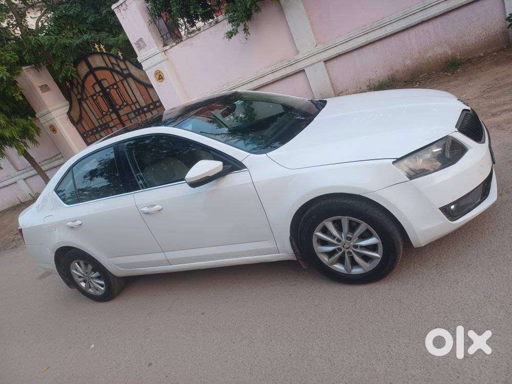 Skoda Octavia 2.0 Tdi At Style Plus, 2017, Diesel