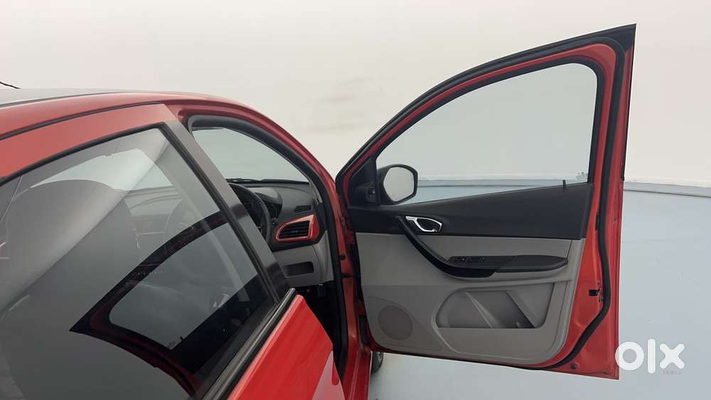 Tata Tiago Xza Plus Dual Tone, 2020, Petrol
