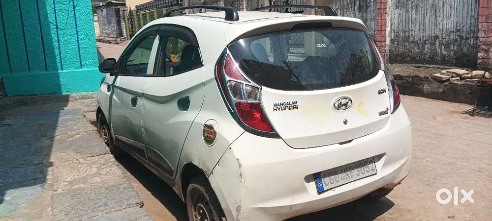 Hyundai Eon 2013 Variant