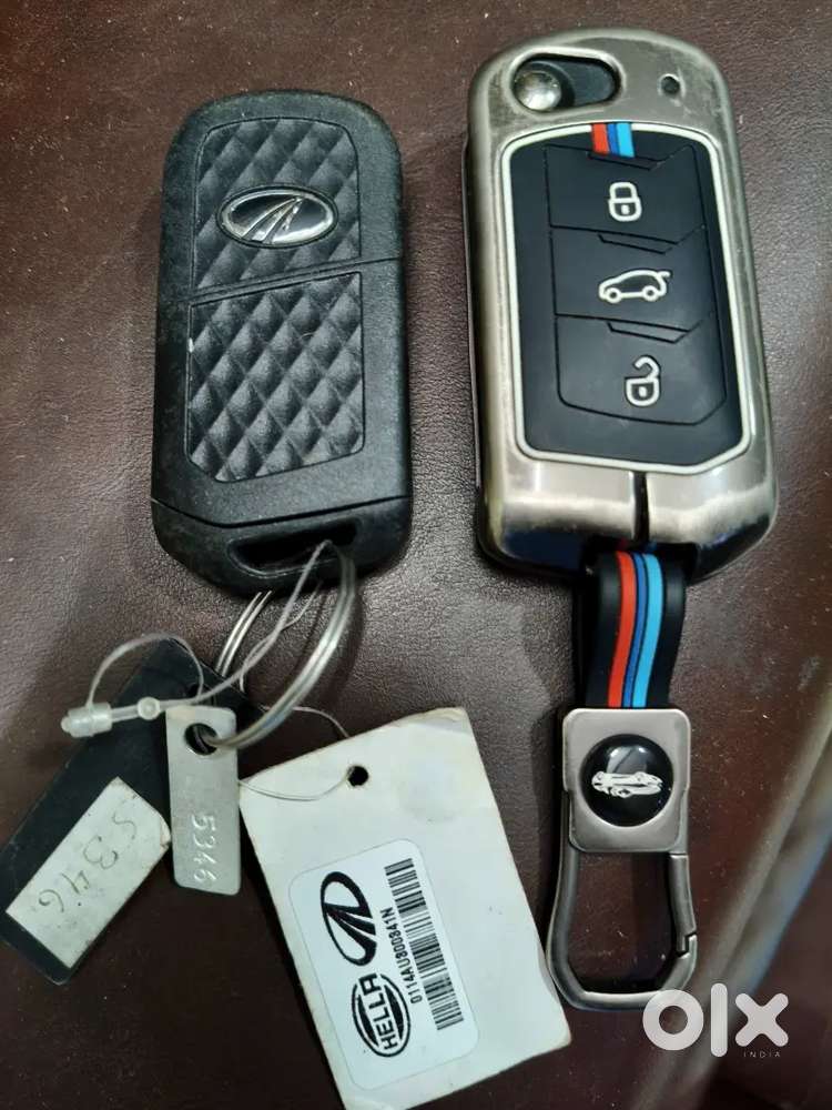 Mahindra Marazzo M6