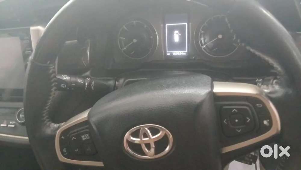 Toyota Innova Crysta [2020-ongoing] 2.4 Zx 7 Str, 2021, Diesel