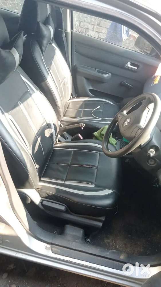 Maruti Suzuki Swift 2005 Petrol 98000 Km Driven