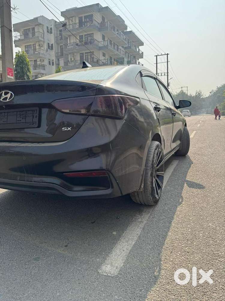 Hyundai Verna 2019 Desiel Good Condition (black)