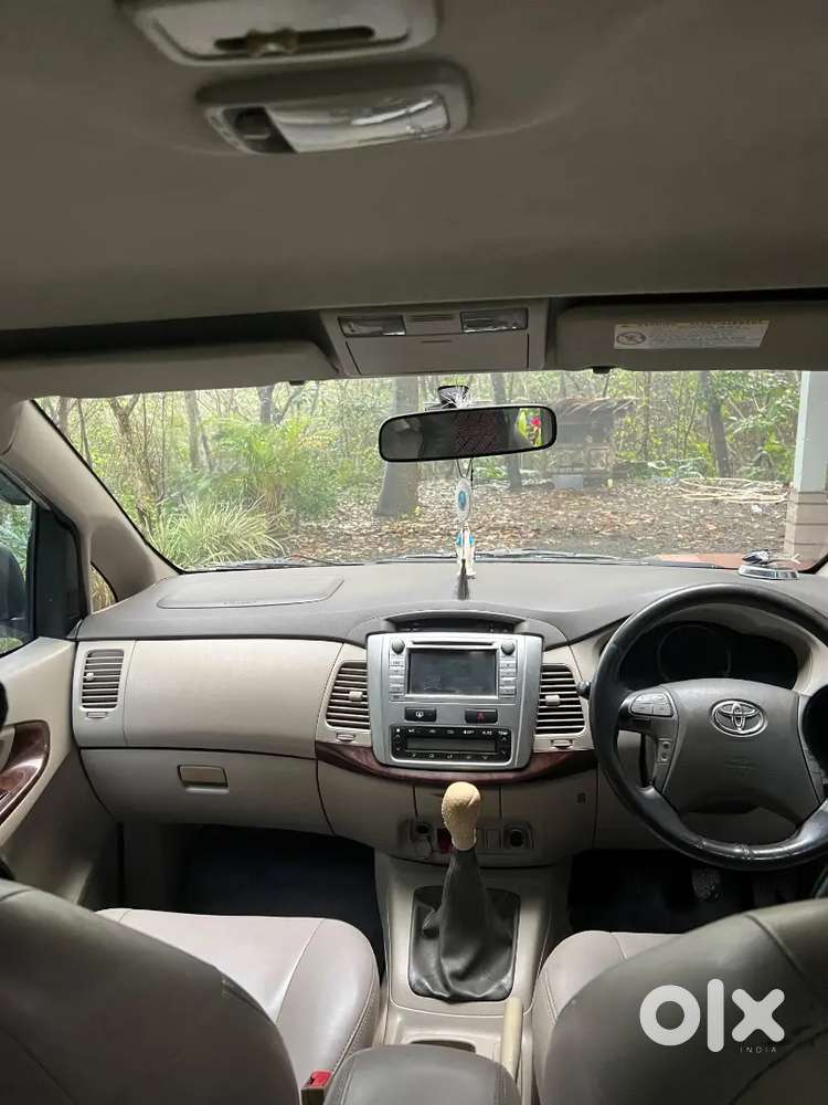 Toyota Innova 2012 Diesel 7 Str