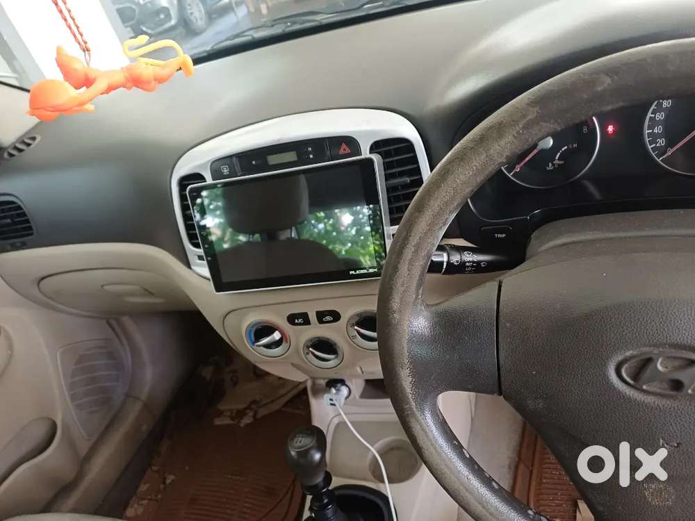 Hyundai Verna 2010 Model