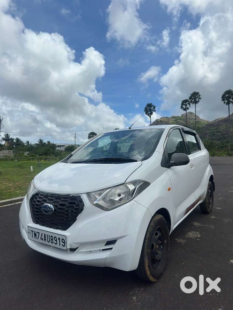 Datsun Redigo White Petrol 2019