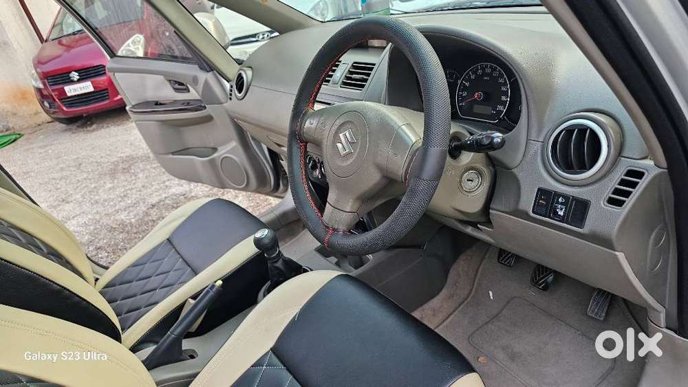 Maruti Suzuki Sx4 Vxi Bsiv, 2010, Petrol