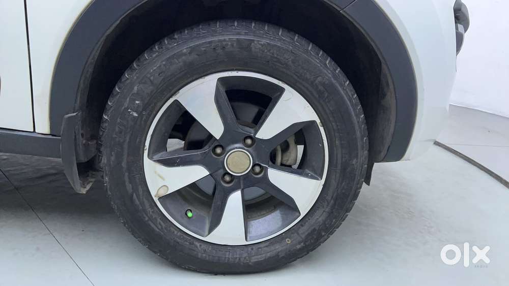 Tata Nexon 1.2 Revotron Xz Plus, 2019, Petrol