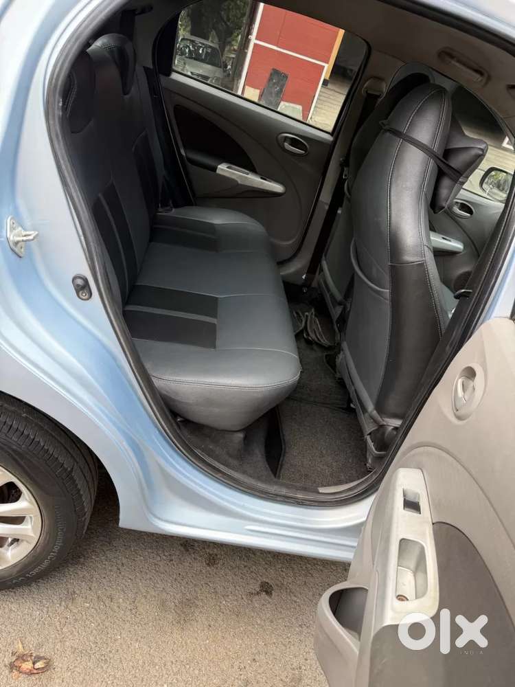Toyota Etios Liva 1.2 Vx, 2011, Petrol