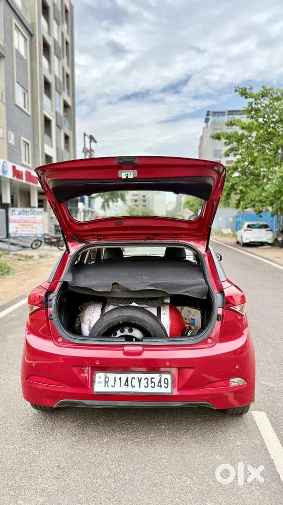 Hyundai I20 2015 Cng & Hybrids Well Maintained