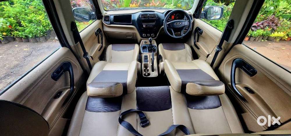Mahindra Tuv 300 T4, 2017, Diesel
