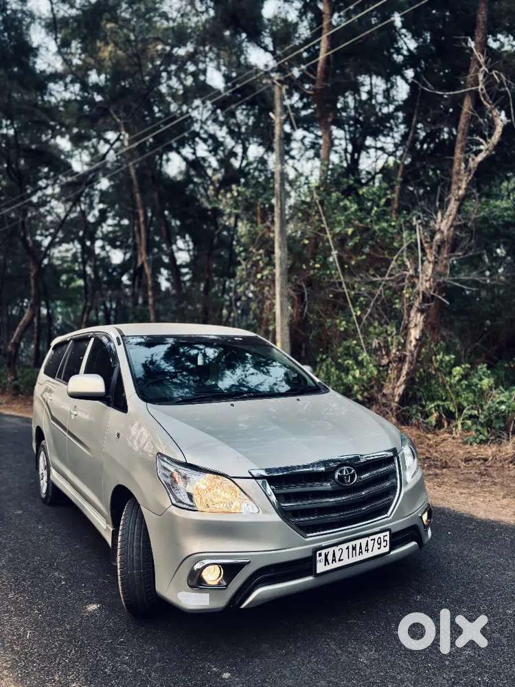 Toyota Innova 2015 Diesel Well Maintained