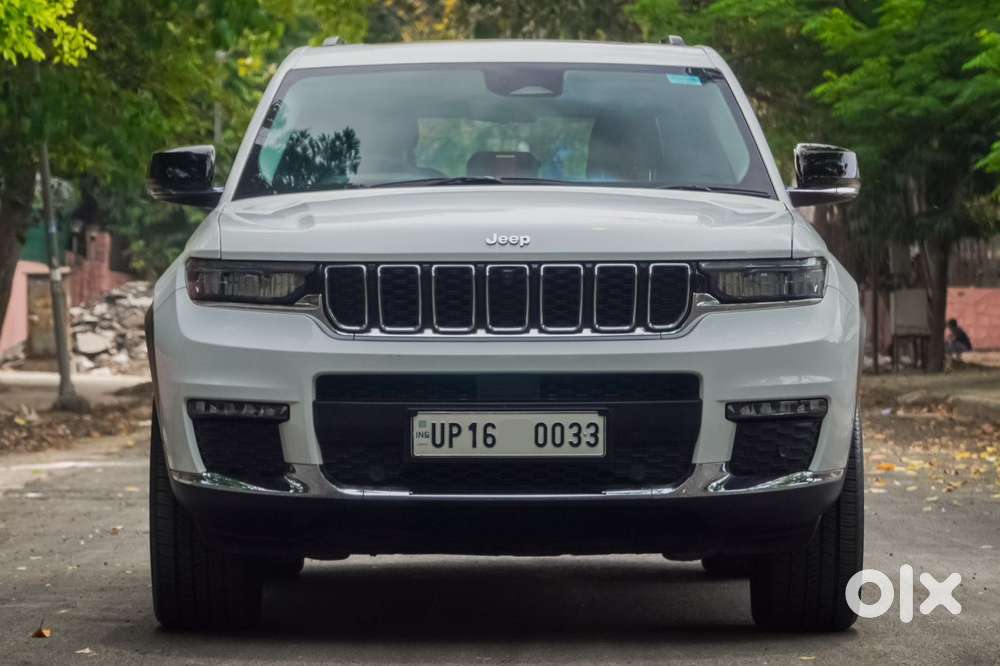 Jeep Grand Cherokee Limited (o) 4x4 At, 2023, Petrol