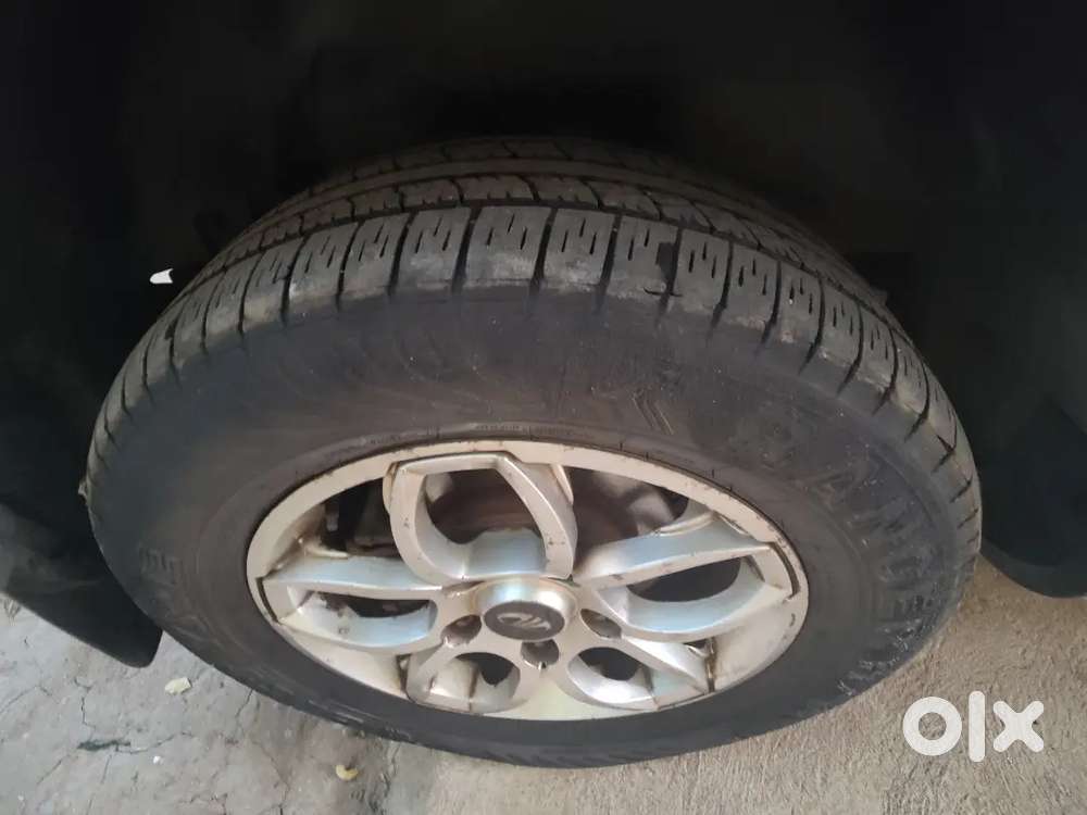 Mahindra Xuv500 Diesel 2016 With 114500 Km