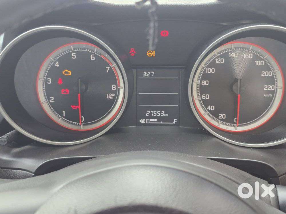 Maruti Suzuki Swift 1.2 Vxi (o), 2023, Petrol