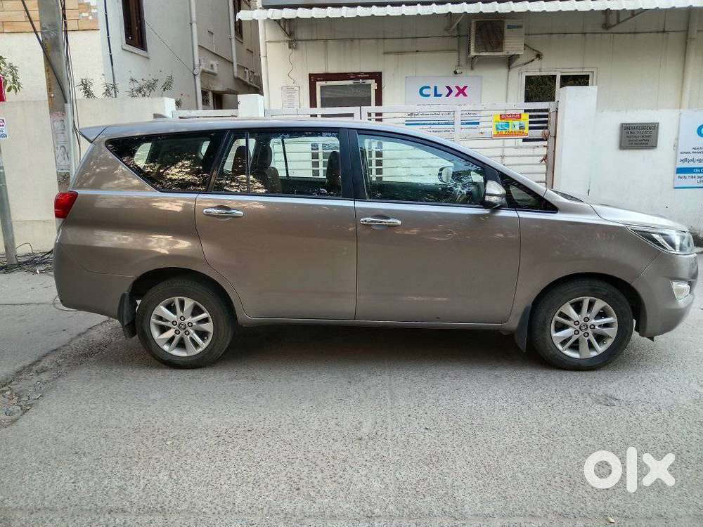 Toyota Innova Crysta