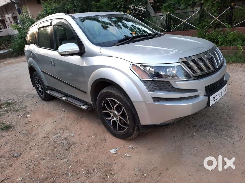 Xuv500 Very Good Maintened With Showroom Track