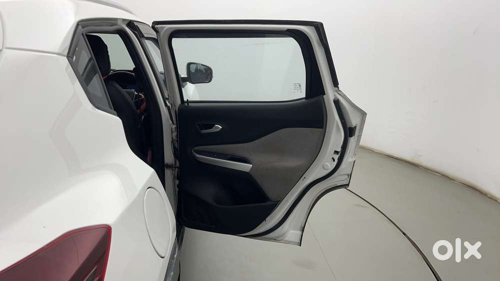 Nissan Magnite 1.0 Xl Turbo, 2021, Petrol