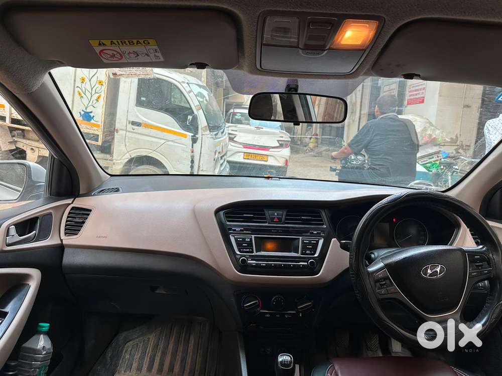 Hyundai I20 2017 Cng & Hybrids 900000 Km Driven