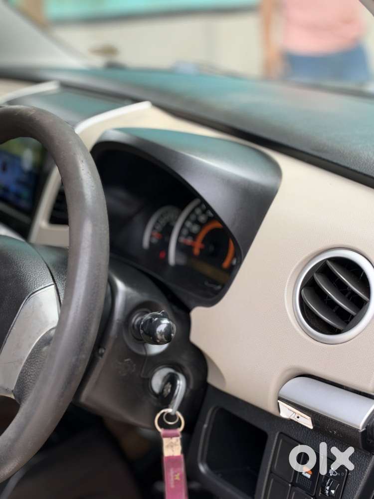Maruti Suzuki Wagon R 1.0 Vxi, 2016, Petrol