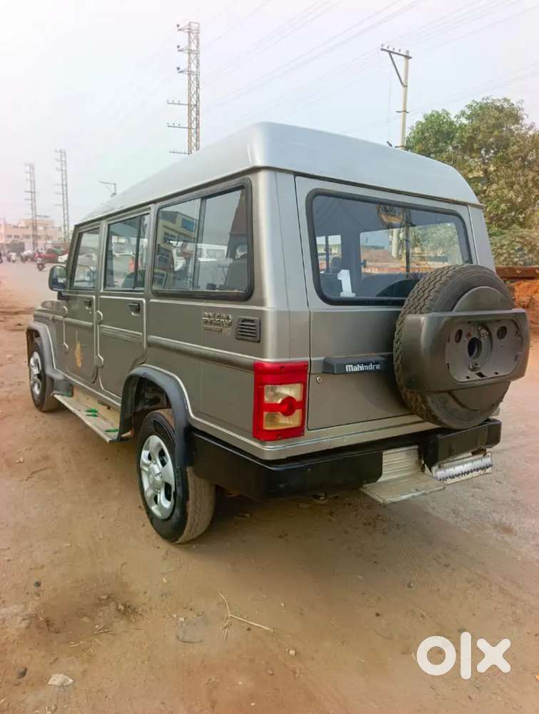 Bolero Xl 10 Seater (2008)