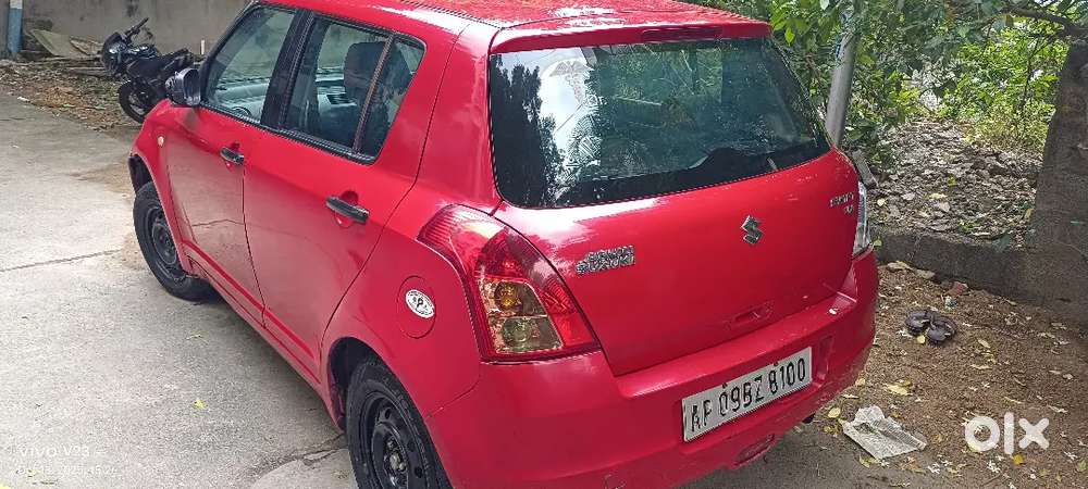 Maruti Suzuki Swift 2010 Car