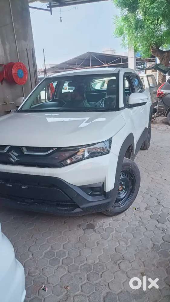 Maruti Suzuki Brezza Car 2024