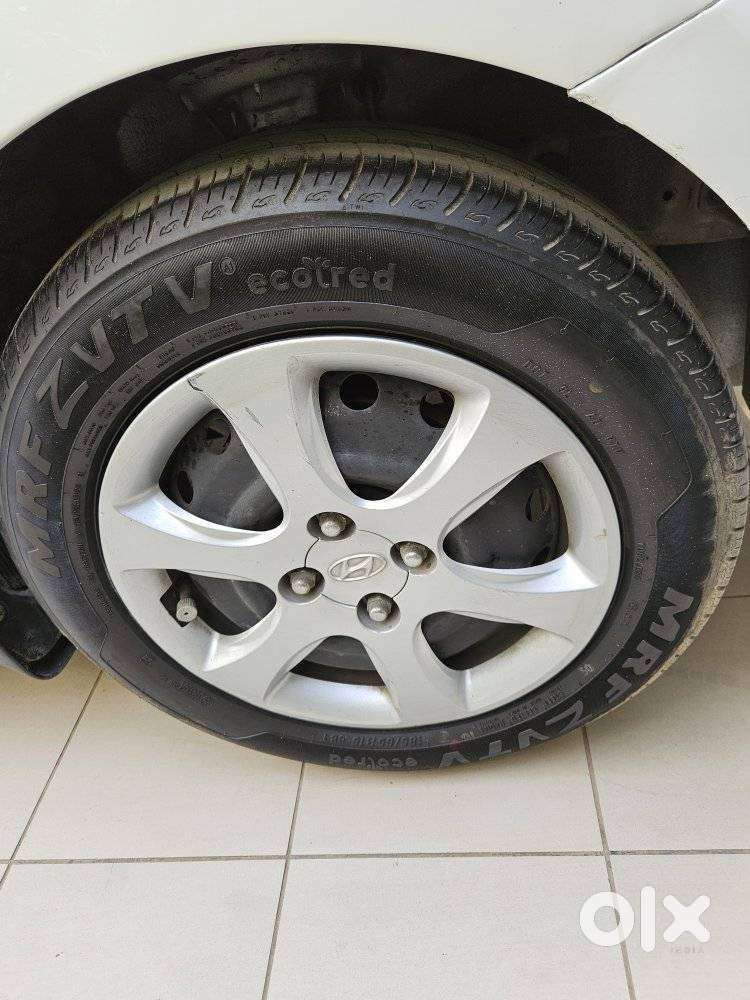 Hyundai Fluidic Verna 1.6 Vtvt Sx, 2013, Petrol