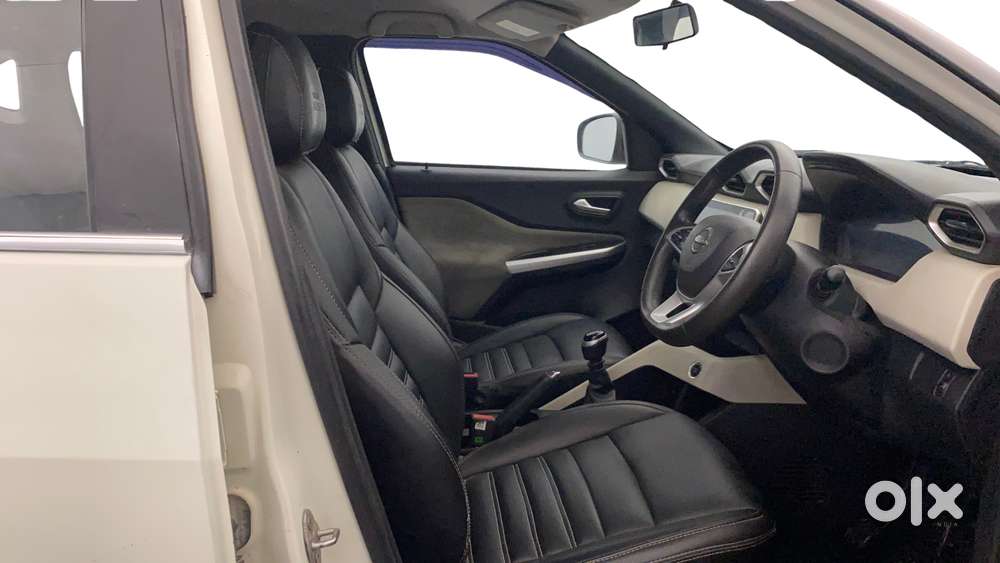 Nissan Magnite 1.0 Xv, 2021, Petrol