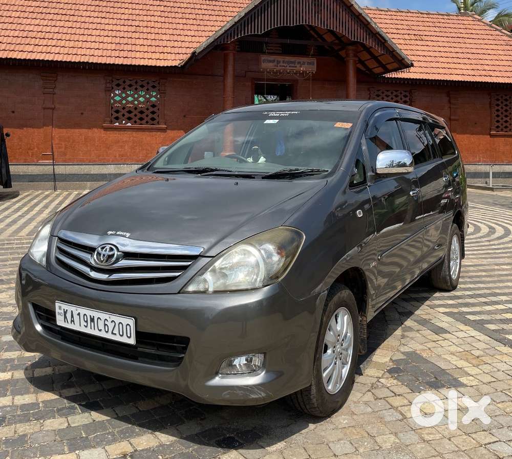 Toyota Innova 2.5 V 2012 Model  Third Owner  192000 Km Driven.