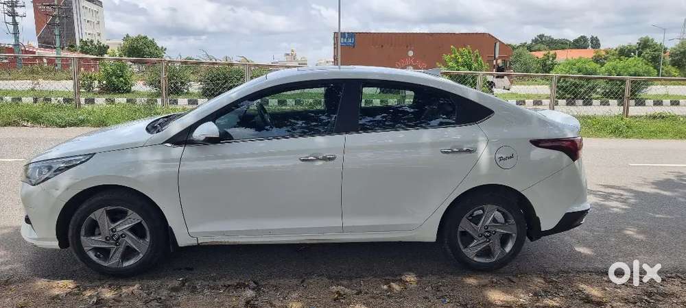 Hyundai Verna 2021 Petrol 49500 Km Driven