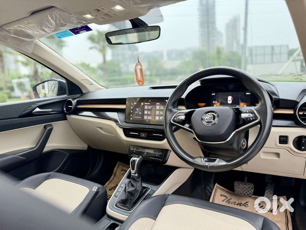 Skoda Slavia Style 1.0l Tsi At, 2025, Petrol