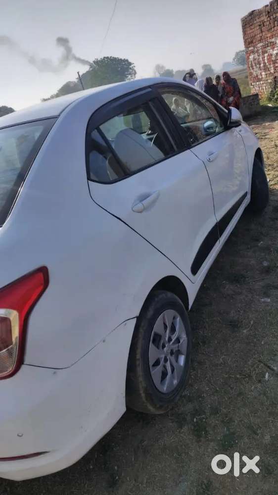 Hyundai Xcent 2016 Cng & Hybrids Well Maintained