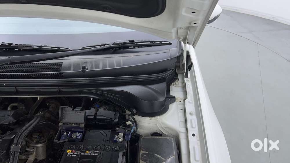 Hyundai Verna 1.5 Sx Petrol Mt, 2023, Petrol