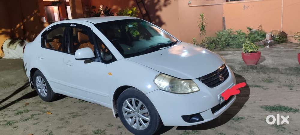 Maruti Suzuki Sx4 Zxi Mt Bsiv Leather, 2011, Petrol