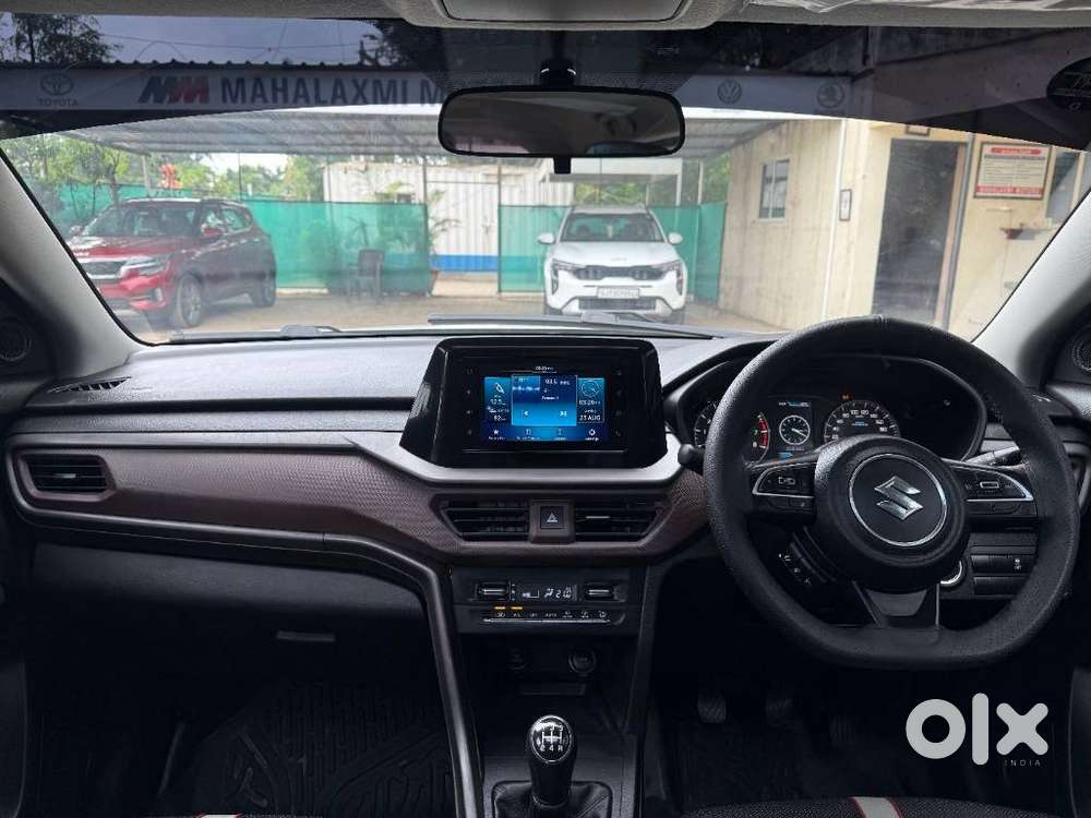 Maruti Suzuki Brezza 1.5 Zxi At Smart Hybrid, 2022, Petrol