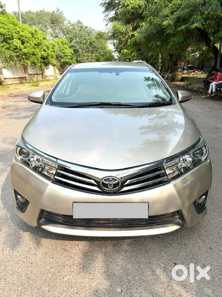 Toyota Corolla Altis Vl At, 2015, Petrol
