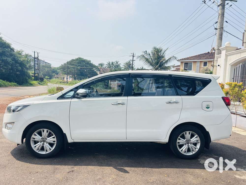 Toyota Innova Crysta 2.8 Z, 2017, Diesel