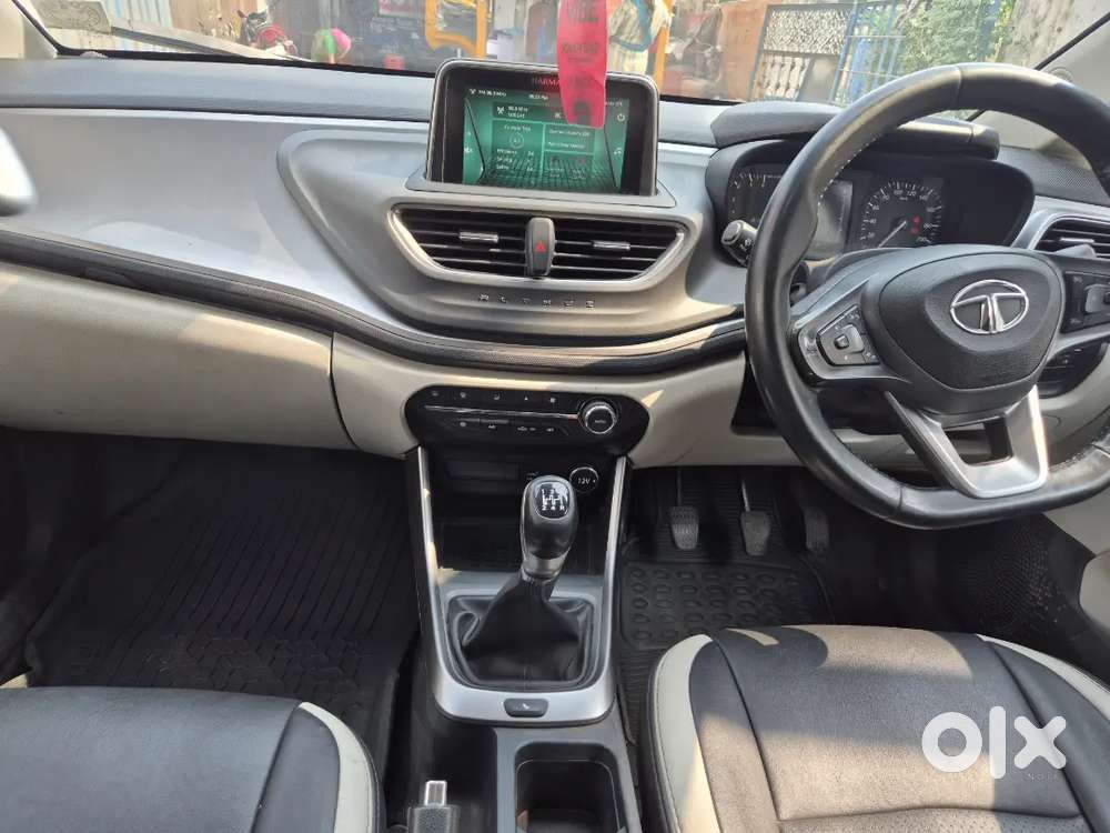 Tata Altroz 2023 Diesel Well Maintained