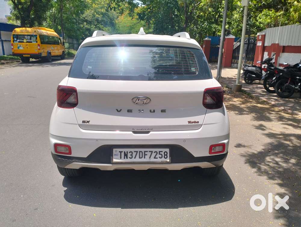 Hyundai Venue Sx Plus Turbo Dct, 2020, Petrol