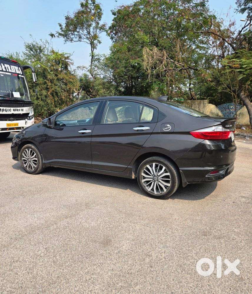 Honda City V Mt Sunroof, 2019, Petrol