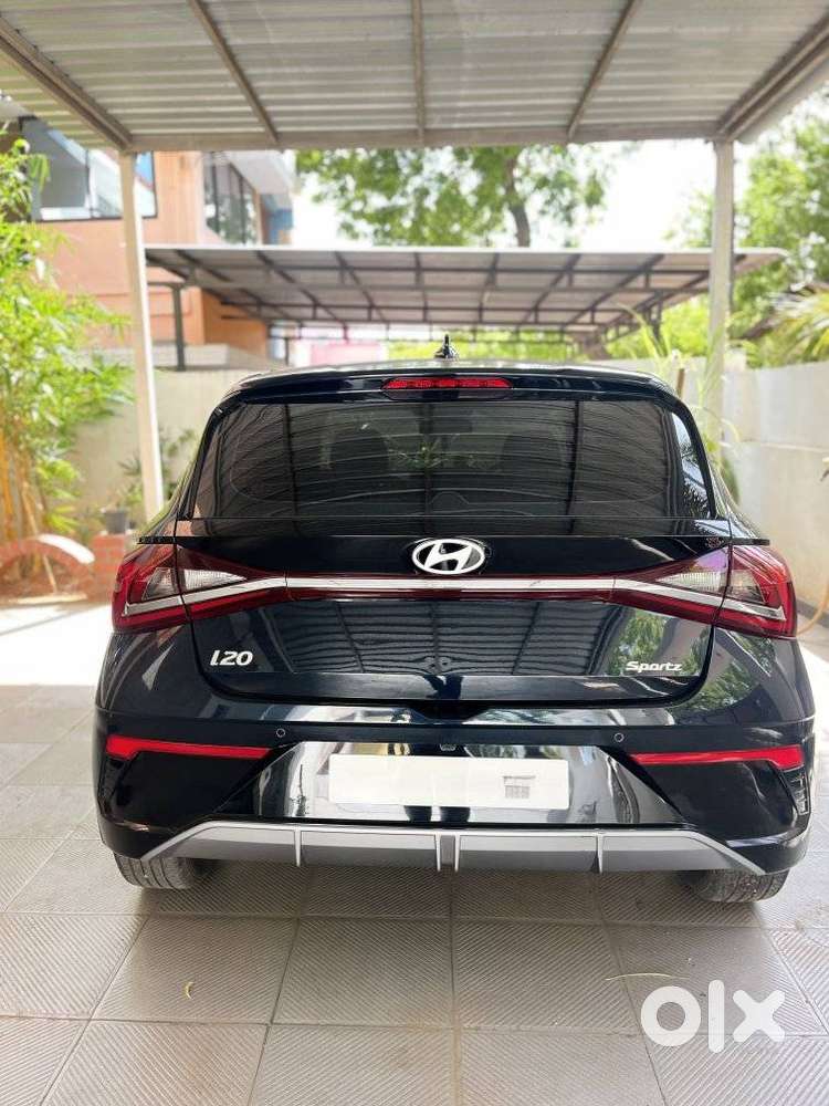 Hyundai I20 Sportz 1.2 Ivt Dual Tone, 2024, Petrol